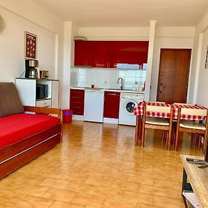 Tubarinho Apartment